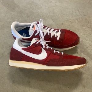 Nike Challenger OG running sneakers